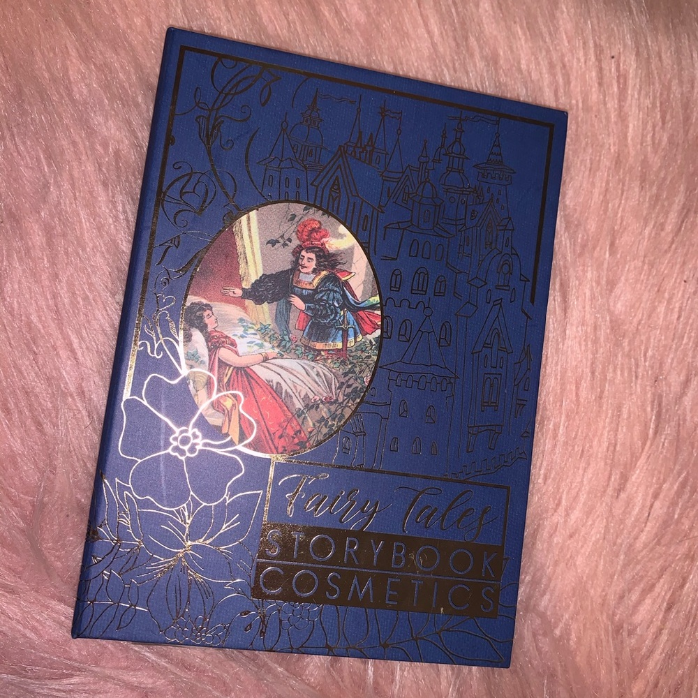 Little Briar Rose palette by Storybook cosmetics